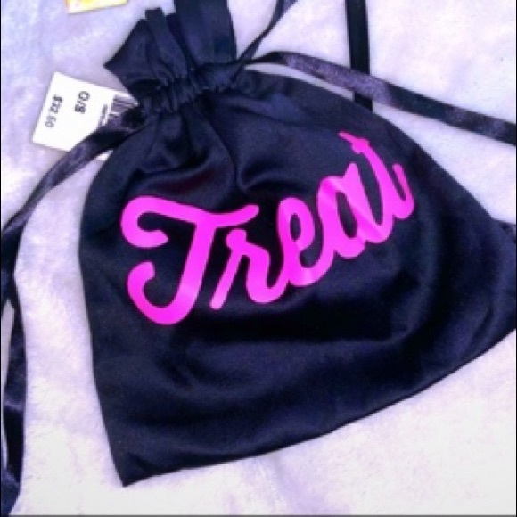 Bundle: Two piece set - Picture 5 of 5